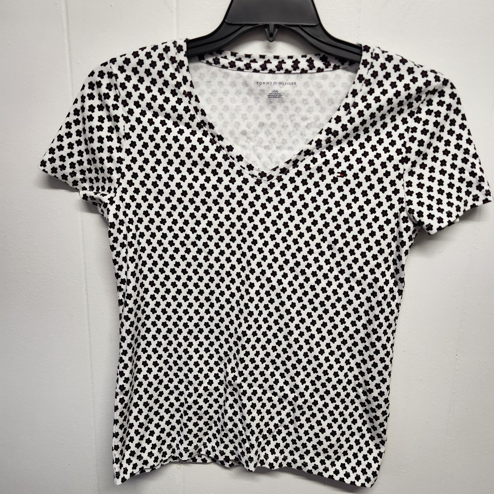 Tommy Hilfiger Shirt Womens Large White Black Red Floral V Neck Short Sleeve Tee
